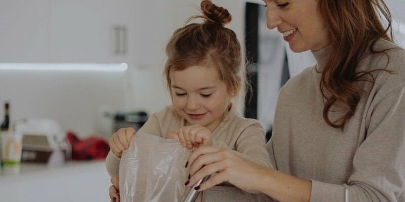 Cartable et Pyjama : des « ‘plus » pour les parents et leur nounou à domicile !