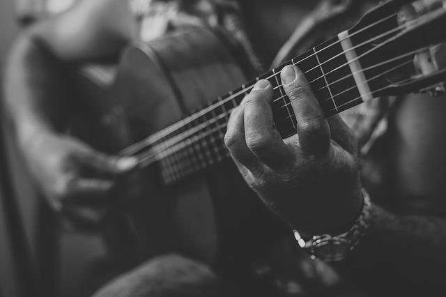 Vos cours de guitare à Strasbourg